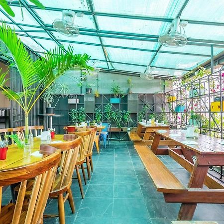 Fabhotel Astra Suites - Hsr Main Road Bangalore Eksteriør billede