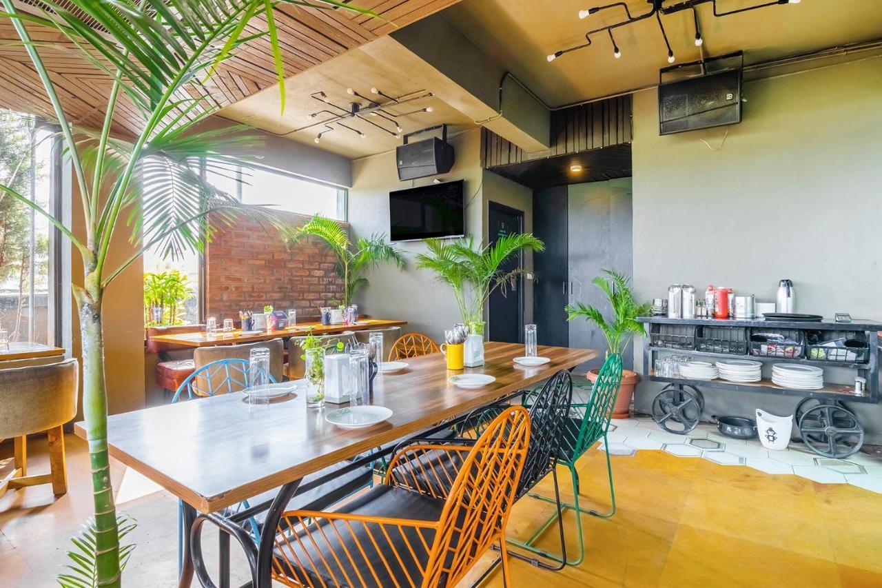 Fabhotel Astra Suites - Hsr Main Road Bangalore Eksteriør billede